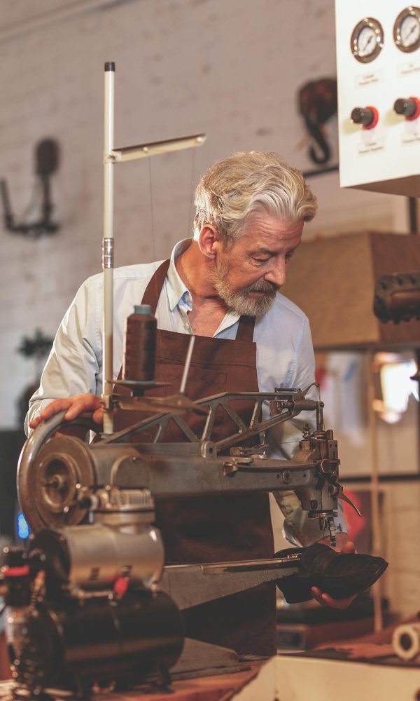elderly-master-at-the-factory-XPSQR8Y.jpg elderly-master-at-the-factory-XPSQR8Y.jpg